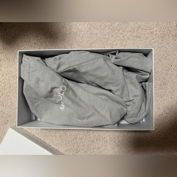 Preowned Authentic MANOLO BLAHNIK Bridal Hangisi 105 embellished satin pumps - Picture 8 of 15